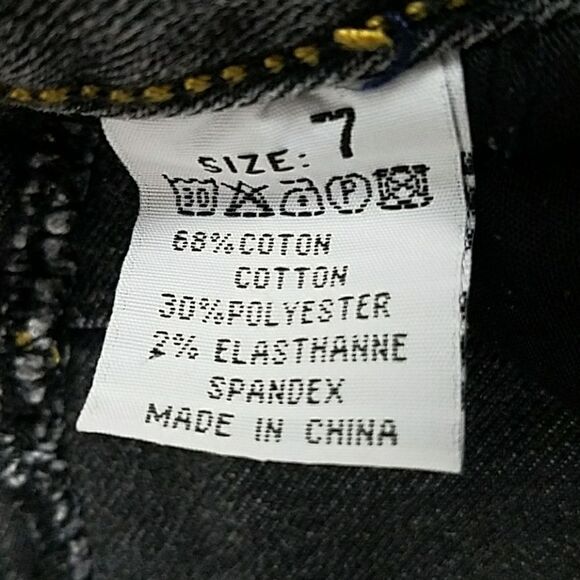 Liuce's Jean's Ankle/Cropped Size 7 - Picture 2 of 4